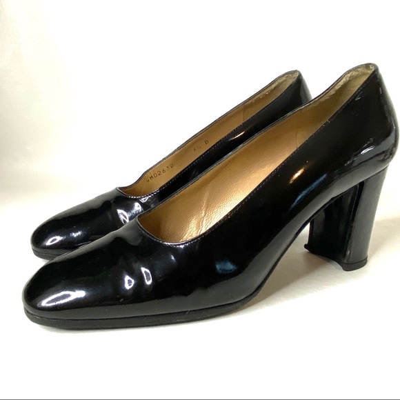 Stuart Weitzman Patent Leather Chunky Heel - Picture 2 of 9